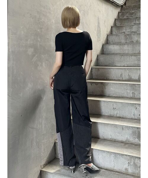 MURUA（ムルーア）の「ホックデザインハーフスリーブニット（ニット/セーター・レディース・ホワイト/レッド/ブラック・FREE）」の17枚目の写真