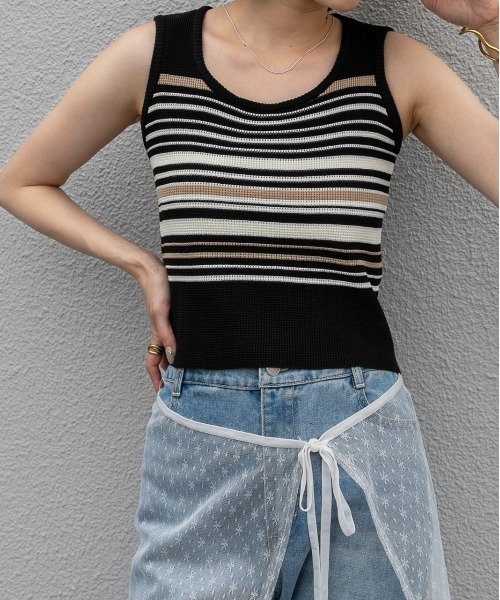 ad thie(アドティエ)の「マルチボーダーノースリーブニットトップス(Tシャツ/カットソー・レディース・ブラウン/オフホワイト/カーキ/ブラック・FREE)」の3枚目の写真