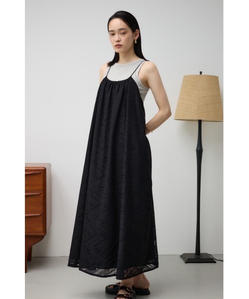 AZUL by moussy（アズールバイマウジー）の「レースホルターネックキャミワンピース（ワンピース・レディース・ダークブラウン/ブラック/アイボリー・FREE）」の15枚目の写真