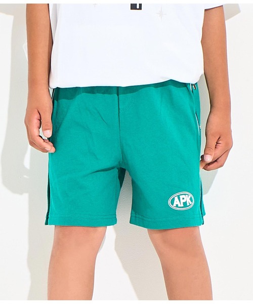 ANAP kids（アナップキッズ）の「カラーパイピングサイドボタンハーフパンツ【別売りSETUP（その他パンツ・キッズ・ブラック/ライトグレー/グリーン・110cm/120cm/130cm）」の3枚目の写真