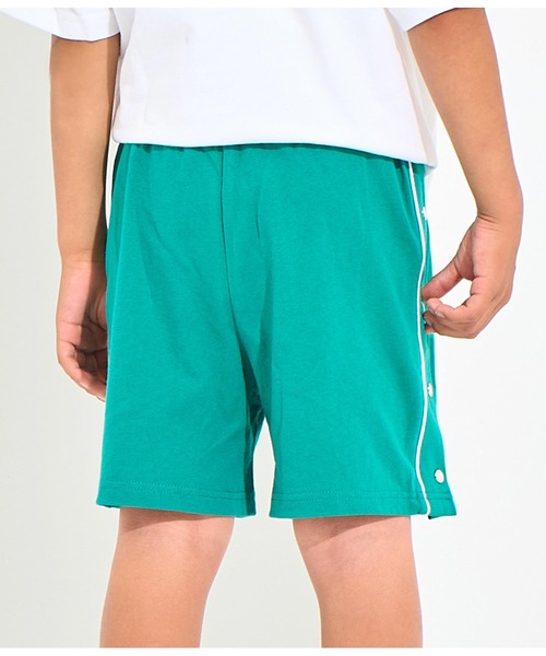 ANAP kids（アナップキッズ）の「カラーパイピングサイドボタンハーフパンツ【別売りSETUP（その他パンツ・キッズ・ブラック/ライトグレー/グリーン・110cm/120cm/130cm）」の16枚目の写真