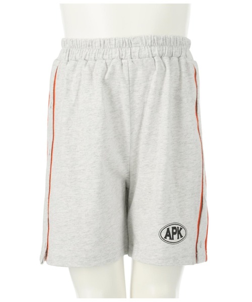 ANAP kids（アナップキッズ）の「カラーパイピングサイドボタンハーフパンツ【別売りSETUP（その他パンツ・キッズ・ブラック/ライトグレー/グリーン・110cm/120cm/130cm）」の10枚目の写真