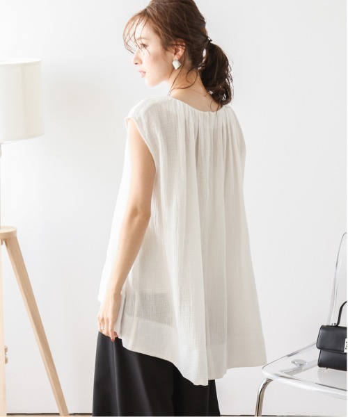 La-gemme（ラジェム）の「Wガーゼフレンチスリーブトップス（Tシャツ/カットソー・レディース・ホワイト/グレイッシュベージュ/ブラック・フリー）」の8枚目の写真