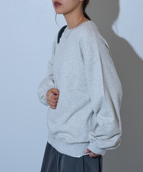 COLONY 2139（コロニートゥーワンスリーナイン）の「製品染め裏毛プルオーバー（スウェット・レディース・チャコールグレー/ベージュ/ネイビー/ライトグレー・FREE）」の14枚目の写真