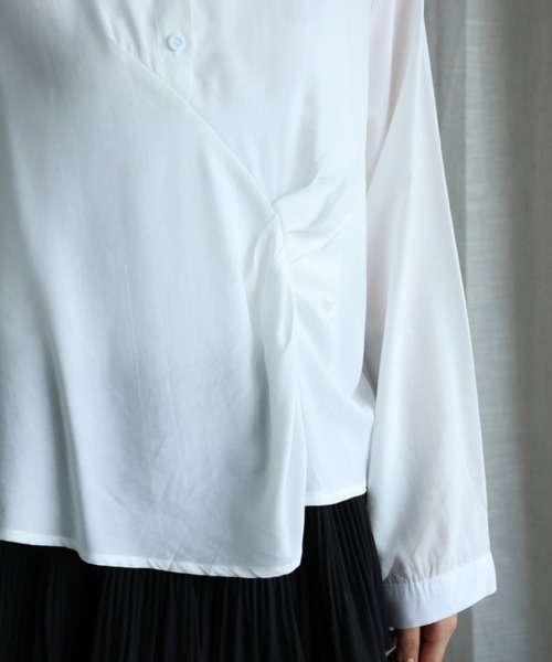 aimoha(アイモハ)の「【Aimoha】ギャザー長袖シャツ(シャツ/ブラウス・レディース・ブラック/オフホワイト/ベージュ/ホワイト/ライトグリーン・FREE)」の16枚目の写真