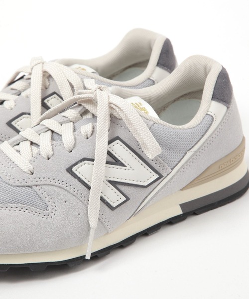 studio CLIP(スタディオクリップ)の「New Balance WL996(スニーカー・レディース・オフホワイト/グレー・SMALL/MEDIUM/LARGE/X-LARGE)」の10枚目の写真