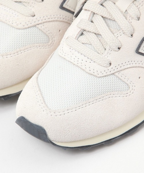 studio CLIP(スタディオクリップ)の「New Balance WL996(スニーカー・レディース・オフホワイト/グレー・SMALL/MEDIUM/LARGE/X-LARGE)」の13枚目の写真