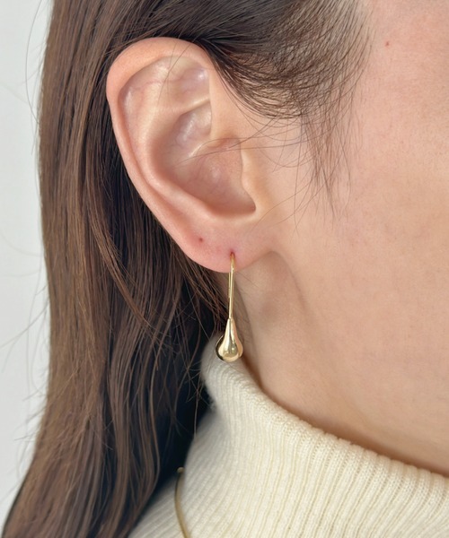 sowang(ソワン)の「ドロップ ナローピアス-drop narrow pierce-(ピアス(両耳用)・レディース・シルバー/ゴールド・FREE)」の2枚目の写真