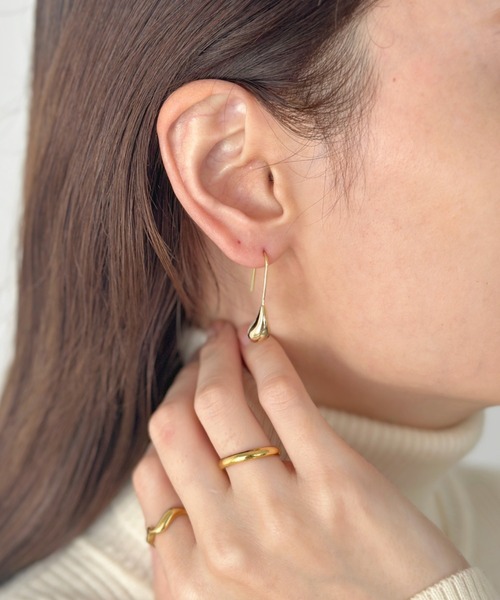 sowang(ソワン)の「ドロップ ナローピアス-drop narrow pierce-(ピアス(両耳用)・レディース・シルバー/ゴールド・FREE)」の11枚目の写真