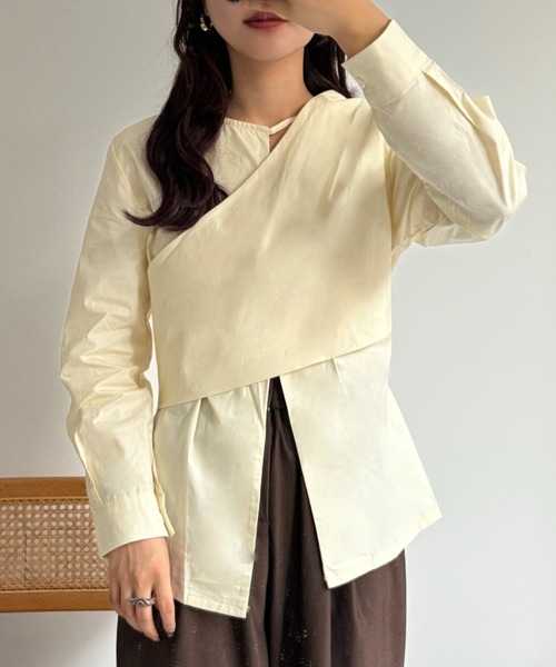 efill(エフィル)の「ウエスト 切り替え ブラウス シャツ(シャツ/ブラウス・レディース・ベージュ・FREE)」の19枚目の写真