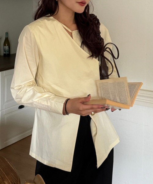 efill(エフィル)の「ウエスト 切り替え ブラウス シャツ(シャツ/ブラウス・レディース・ベージュ・FREE)」の15枚目の写真