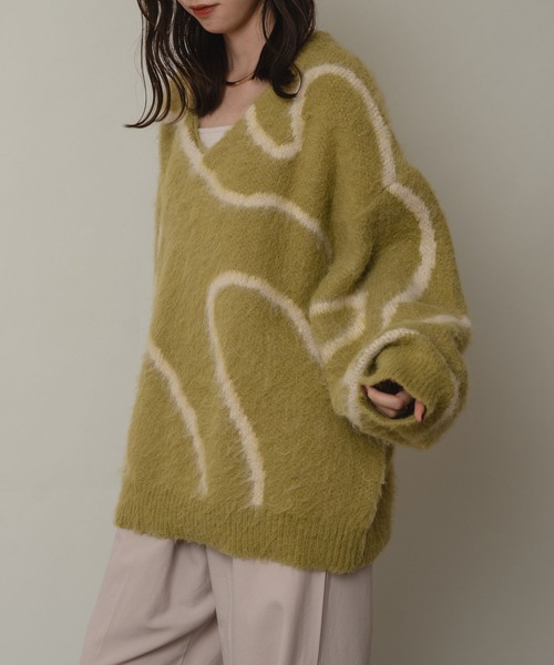 raffime（ラフィミー）の「Vネックニュアンスニット（ニット/セーター・レディース・グリーン/モカ/アイボリー/ブラック/チャコールグレー/ブラウン系その他・フリー）」の21枚目の写真