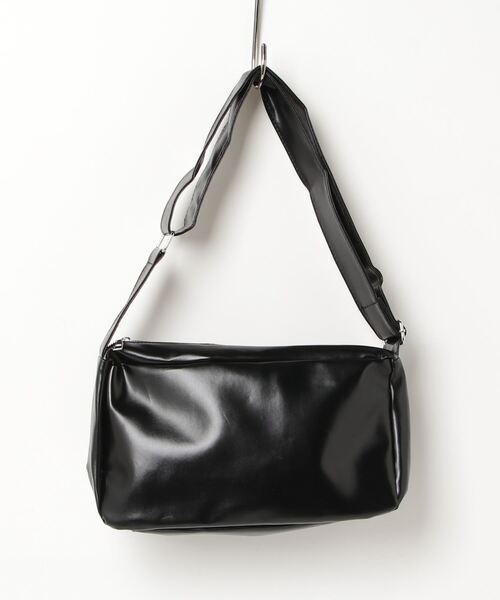 OVHEE Minette Shoulder Bag Lime/フェイクレザー 肩掛け バッグ OVHEE Minette Shoulder Bag Lime/フェイクレザー 肩掛け バッグ