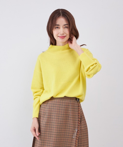 INED（イネド）の「【洗えるウール100％ニット】ハイネックプルオーバーニット「オーストラリアメリノウール」（ニット/セーター・レディース・サックスブルー/ブラック/オフホワイト/ブルー/サンドグレー/ラベンダー/イエロー・9号/11号）」の9枚目の写真