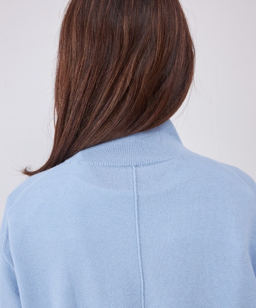 INED（イネド）の「【洗えるウール100％ニット】ハイネックプルオーバーニット「オーストラリアメリノウール」（ニット/セーター・レディース・サックスブルー/ブラック/オフホワイト/ブルー/サンドグレー/ラベンダー/イエロー・9号/11号）」の18枚目の写真