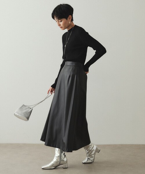 OPAQUE.CLIP(オペークドットクリップ)の「◆《5color/S-LLsize》もちもちハイネックリブニット【洗濯機洗い可】(ニット/セーター・レディース・ブラック/グレー系4/ブルー/ホワイト/ボルドー・36/38/40/42)」の12枚目の写真