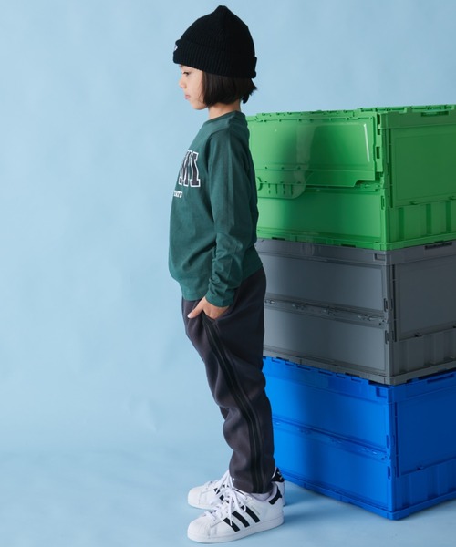 Auntie Rosa Holiday（アンティローザホリデー）の「アソートカレッジプリントロゴロンTEE（Tシャツ/カットソー・キッズ・ブラック/ブラック系その他/ホワイト/グリーン・130/140/150/160）」の10枚目の写真