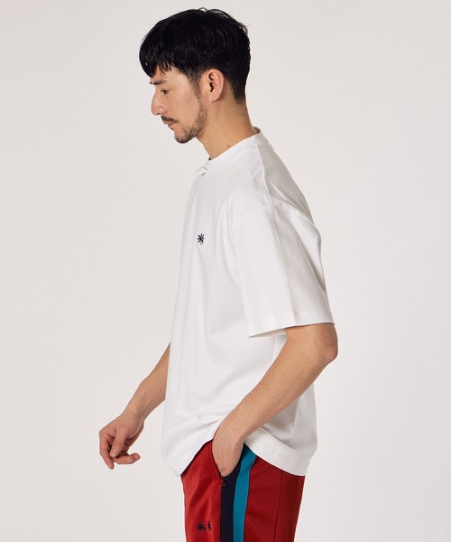 LANVIN en Bleu(ランバンオンブルー)の「【LANVIN en Bleu ESSENTIAL】CATINAT / ”マルグリット” Tシャツ(Tシャツ/カットソー・メンズ・ベージュ/ライトブルーグレー/ホワイト/ブラック・SMALL/MEDIUM/LARGE/X-LARGE/XX-LARGE)」の16枚目の写真