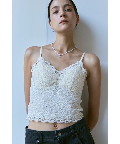 un/neu（アンノイ）の「カップ付き総レースシアーキャミ（キャミソール・レディース・ブラック/ホワイト・FREE）」の3枚目の写真
