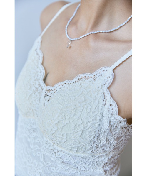 un/neu（アンノイ）の「カップ付き総レースシアーキャミ（キャミソール・レディース・ブラック/ホワイト・FREE）」の5枚目の写真