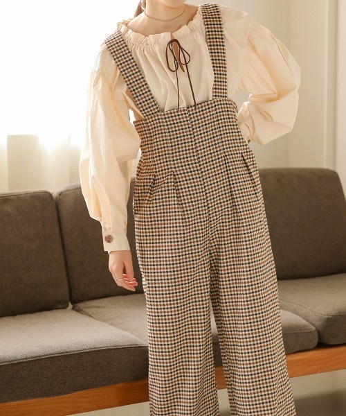 Bab(バブ)の「ハイウエストサロペット(サロペット/オーバーオール・レディース・ブラウン/ベージュ/ブラック・MEDIUM)」の2枚目の写真