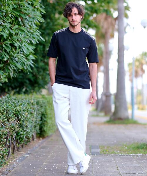 DRESSTERIOR(ドレステリア)の「CONEデニム ワイドパンツ(デニムパンツ・メンズ・ホワイト/ブラック・85/82/79/76)」の4枚目の写真