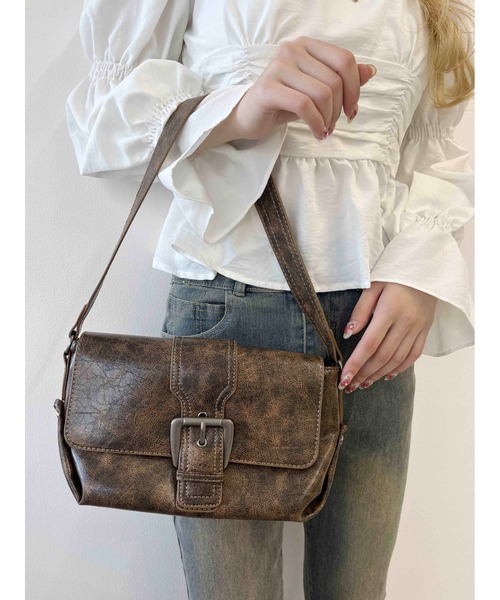 PHILLY（フィリー）の「【PHILLY】2WAYベルトバッグ（ショルダーバッグ・レディース・ブラウン/ブラック・FREE）」の6枚目の写真