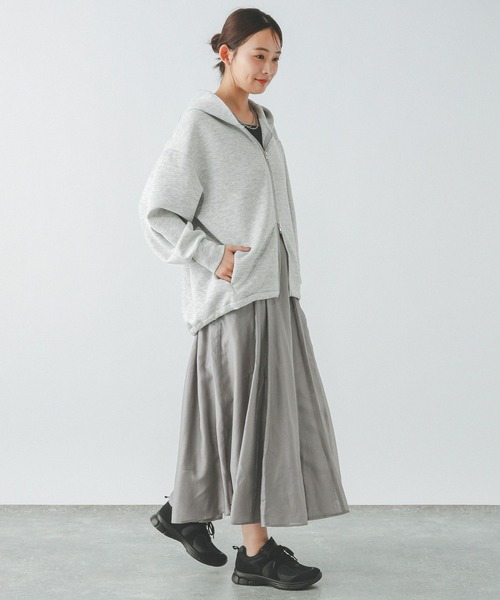 GLOBAL WORK（グローバルワーク）の「ライトクッションZIPフーディー/147630（パーカー・レディース・杢グレー/グレイッシュベージュ/ブラック・MEDIUM/LARGE）」の16枚目の写真