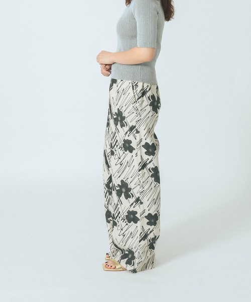 ROSE BUD（ローズバッド）の「ART PRINT PANTS（その他パンツ・レディース・ブルー/ベージュ・ONE SIZE）」の15枚目の写真