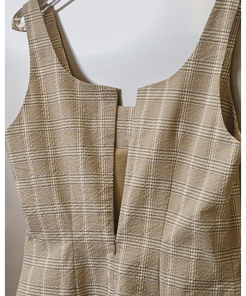 TODAYFUL（トゥデイフル）の「Squareneck Pencil Dress
