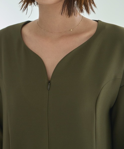 STYLE DELI(スタイルデリ)の「【LUXE】フロントファスナー微配色ワンピース(ワンピース・レディース・カーキ/ベージュ系その他・MEDIUM/SMALL)」の14枚目の写真