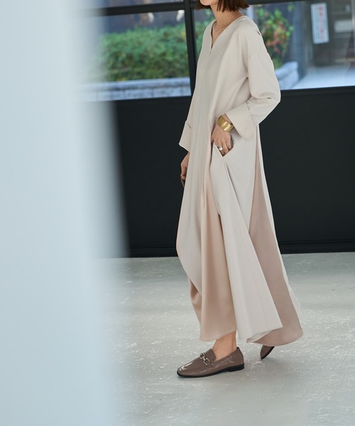 STYLE DELI(スタイルデリ)の「【LUXE】フロントファスナー微配色ワンピース(ワンピース・レディース・カーキ/ベージュ系その他・MEDIUM/SMALL)」の8枚目の写真