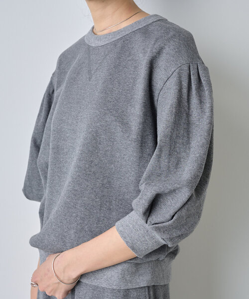 BEARDSLEY ビアズリー　オーバーサイズ　スウェット　トレーナー. 再入荷】 BEARDSLEY（ビアズリー）の「袖パフトレーナー