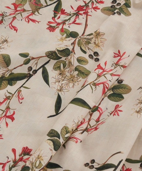 Libra Cue(リブラ キュー)の「ボタニカルプリントコクーンシルエットイージーパンツ(スラックス・レディース・アイボリー/ブラック・FREE)」の9枚目の写真