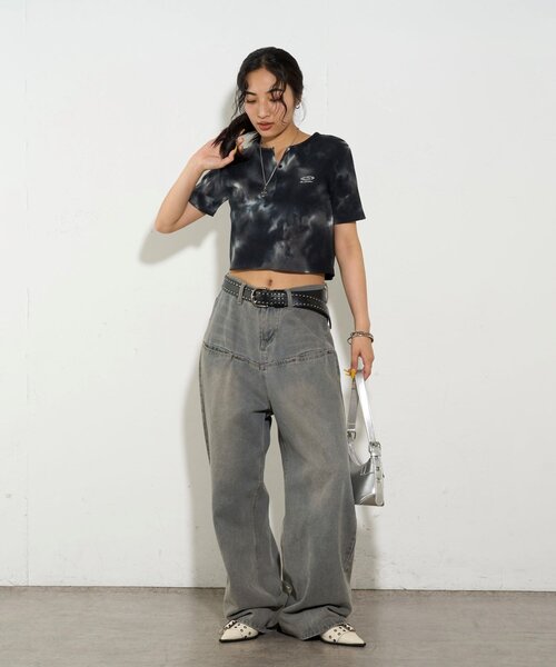 WHO'S WHO gallery(フーズフーギャラリー)の「【SLOPPY/スロッピー】フューチャーロゴヘンリーネック半袖(Tシャツ/カットソー・レディース・ホワイト/チャコールグレー/ブラック/ブラック系その他・FREE)」の22枚目の写真