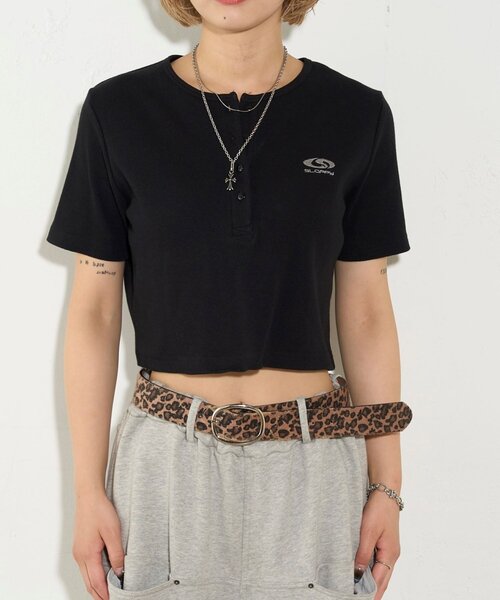 WHO'S WHO gallery(フーズフーギャラリー)の「【SLOPPY/スロッピー】フューチャーロゴヘンリーネック半袖(Tシャツ/カットソー・レディース・ホワイト/チャコールグレー/ブラック/ブラック系その他・FREE)」の21枚目の写真