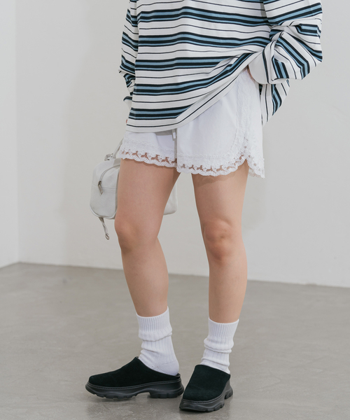 U by SPICK&SPAN(ユーバイスピックアンドスパン)の「《追加》サイドレースショートパンツ(その他パンツ・レディース・ホワイト・FREE)」の19枚目の写真