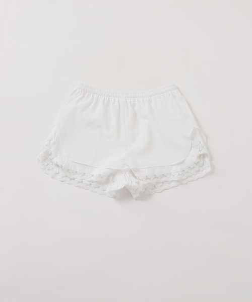 U by SPICK&SPAN(ユーバイスピックアンドスパン)の「《追加》サイドレースショートパンツ(その他パンツ・レディース・ホワイト・FREE)」の3枚目の写真