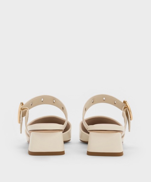 CHARLES & KEITH(チャールズ & キース)の「Sepphe セフェ メタリックバックル ポインテッドトゥヒールミュール(パンプス・レディース・ブラック/ブラウン/クリーム・22.5cm/23cm/23.5cm/24.5cm/25cm/25.5cm/26.5cm)」の21枚目の写真