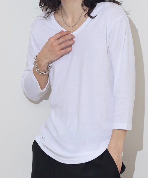 FUNALIVE(ファンアライブ)の「T/Cフライススリムフィット7分袖VネックTEE(Tシャツ/カットソー・メンズ・ブラック系1/グレー系1/ネイビー系1/ブラック系/グレー系その他2/グレー系/ネイビー系/ホワイト系/グレー系その他/ホワイト系1・M/L/LL)」の1枚目の写真