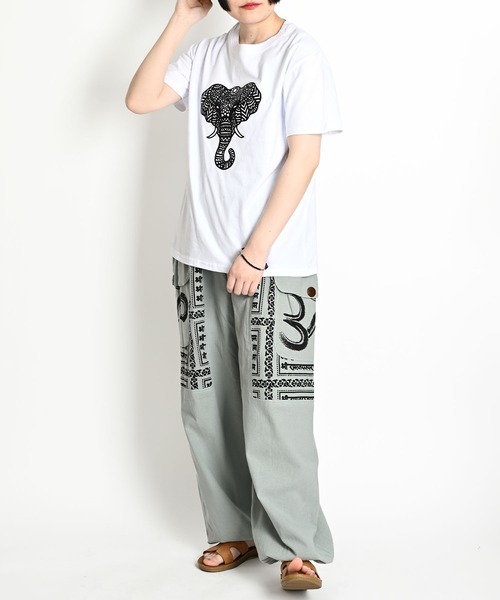 MARAI(マーライ)の「ゾウ 恐竜 ワンポイントプリント 無地 半袖Tシャツ(Tシャツ/カットソー・レディース・ホワイト系/イエロー/ブラック系/ワイン・FREE)」の15枚目の写真