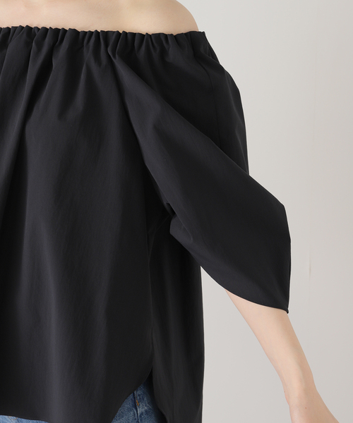 La TOTALITE（ラトータリテ）の「【洗える】オフショルブラウス（シャツ/ブラウス・レディース・ネイビー/イエロー・FREE）」の16枚目の写真