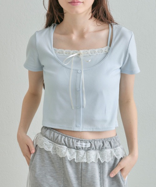 OLIVE des OLIVE(オリーブデオリーブ)の「レースリボンレイヤードトップス(Tシャツ/カットソー・レディース・ブラック/サックスブルー/トップグレー/アイボリー・FREE)」の8枚目の写真