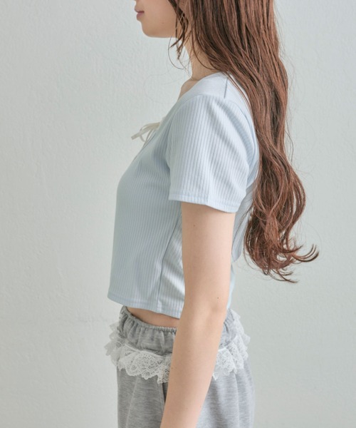 OLIVE des OLIVE(オリーブデオリーブ)の「レースリボンレイヤードトップス(Tシャツ/カットソー・レディース・ブラック/サックスブルー/トップグレー/アイボリー・FREE)」の20枚目の写真