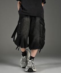 ADRER（アドラー）の「parachute cargo wide short pants / パラシュートカーゴ ワイド ショート パンツ（カーゴパンツ）」