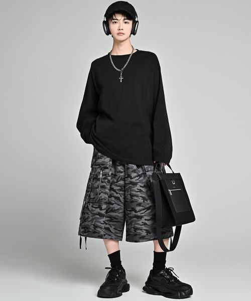 ADRER(アドラー)の「parachute cargo wide short pants / パラシュートカーゴ ワイド ショート パンツ(カーゴパンツ・メンズ・ブラック系1/ブラック/グレー系1/ブラック系2/ブラック系3・XS/S/M/L)」の9枚目の写真