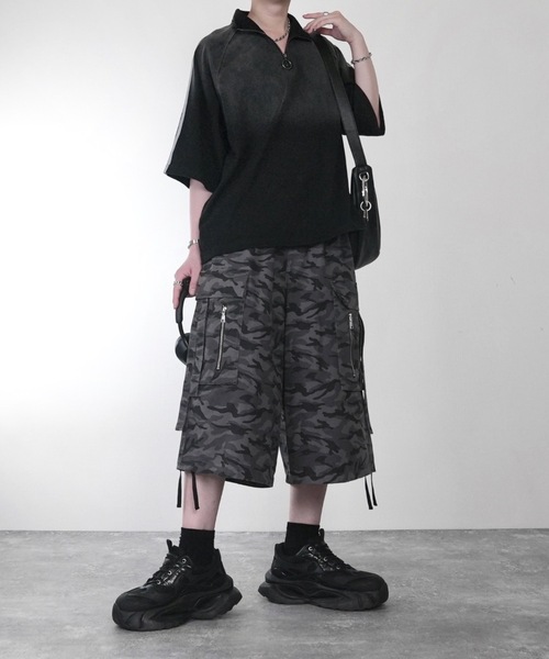 ADRER(アドラー)の「parachute cargo wide short pants / パラシュートカーゴ ワイド ショート パンツ(カーゴパンツ・メンズ・ブラック系1/ブラック/グレー系1/ブラック系2/ブラック系3・XS/S/M/L)」の14枚目の写真