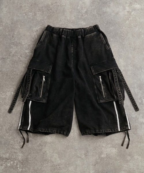 ADRER（アドラー）の「parachute cargo wide short pants