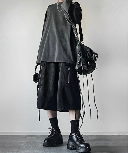 ADRER（アドラー）の「parachute cargo wide short pants / パラシュートカーゴワイドショートパンツ（その他パンツ・メンズ・ブラック系1/ブラック/グレー系1・XS/S/M/L）」の11枚目の写真