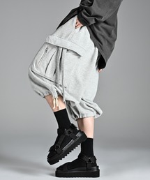 ADRER（アドラー）の「parachute cargo wide short pants / パラシュートカーゴ ワイド ショート パンツ（カーゴパンツ）」